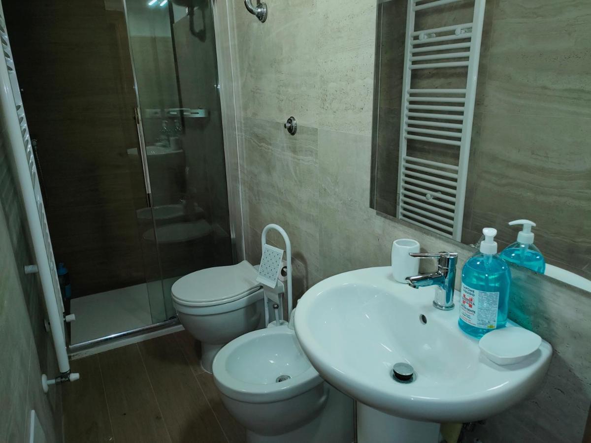 Francigena Viterbo Apartment Con Parcheggio Gratuito A Soli 2 Minuti エクステリア 写真