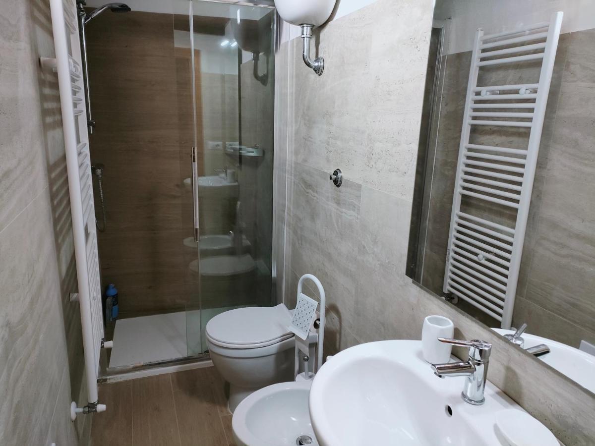 Francigena Viterbo Apartment Con Parcheggio Gratuito A Soli 2 Minuti エクステリア 写真