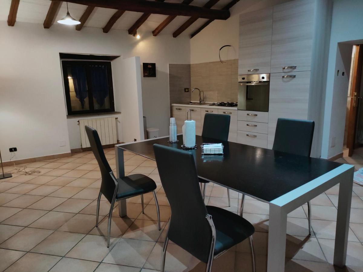 Francigena Viterbo Apartment Con Parcheggio Gratuito A Soli 2 Minuti エクステリア 写真