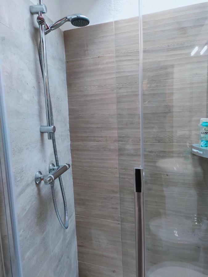 Francigena Viterbo Apartment Con Parcheggio Gratuito A Soli 2 Minuti エクステリア 写真